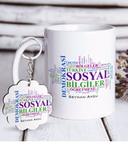 BK Gift Kişiye Özel Sosyal Bilgiler Öğretmeni Beyaz Kupa ve Anahtarlık Hediye Seti-1 (Model 1)