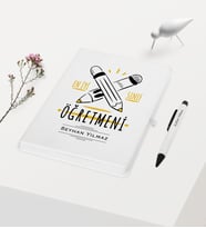 BK Gift Kişiye Özel En İyi Sınıf Öğretmeni Temalı Beyaz Defter Kalem Hediye Seti - 5