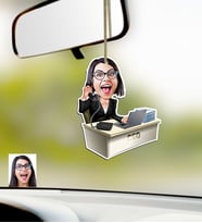 BK Gift Kişiye Özel Bayan CEO Karikatürlü Ahşap Araba Dikiz Ayna Süsü (Çok Renkli)