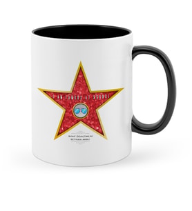 BK Gift Kişiye Özel Okulda Ünlüyüm Siyah Kupa Bardak  2