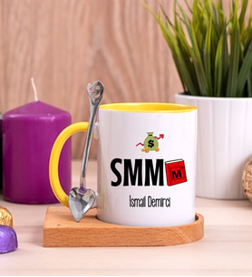 Mali Müşavir Ahşap Altlıklı Sarı Kupa Bardak