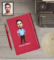 Kişiye Özel Erkek Karikatürlü  Kırmızı Defter Kalem Hediye Seti Model-8