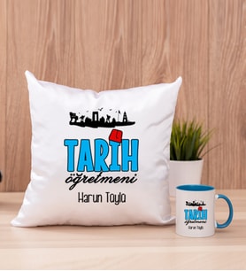 Tarih Öğretmeni Kare Yastık ve Mavi Kupa Bardak