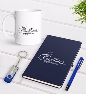 BK Gift Kişiye Özel Ortodontist Temalı Lacivert Defter Kalem Kupa 32gb USB Bellek Hediye Seti-1 (Model 1)