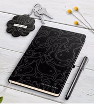 BK Gift Kişiye Özel İsimli Siyah Defter Kalem Ve Anahtarlık Hediye Seti-30 (Model 1)