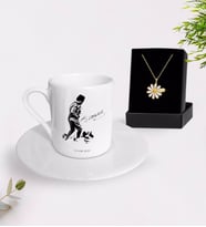 BK Gift Kişiye Özel Atatürk Temalı Türk Kahvesi Fincanı ve İsimli Papatya Kolye Hediye Seti-16 (Model 1)