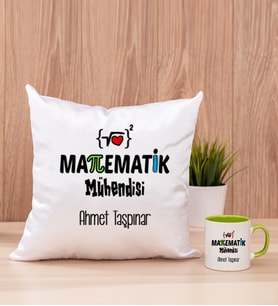 Matematik Mühendisi Kare Yastık ve Yeşil Kupa Bardak