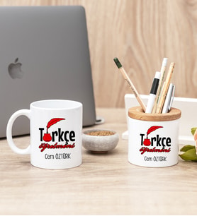 Türkçe Öğretmeni Beyaz Kupa Bardak Ve Kalemlik Hediye Seti