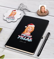 BK Gift Kişiye Özel Kadın Yeni Yıl Karikatürlü Siyah Defter Kalem ve Anahtarlık Hediye Seti-3 (Model 1)