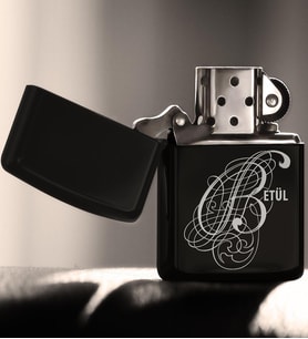 BK Gift Kişiye Özel Harfli Benzinli Siyah Metal Çakmak Model 3