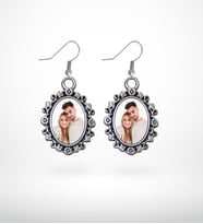 BK Gift Kişiye Özel Fotoğraflı Antik Gümüş Yaldız Küpe Model 6