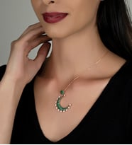 Gümüş Zirkon Taşlı Ay Hilal Tasarım Kolye (Yeşil)