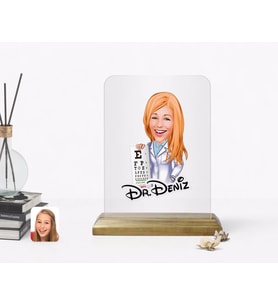 BK Gift Kişiye Özel Kadın Göz Doktoru Karikatürlü Ahşap Standlı Çerçeve (Beyaz)