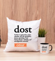 Dost Kelime Anlamı Kare Yastık ve Siyah Kupa Bardak