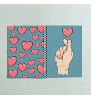Kalpli Tasarımlı Spiral A5 96 Yaprak Çizgisiz Defter