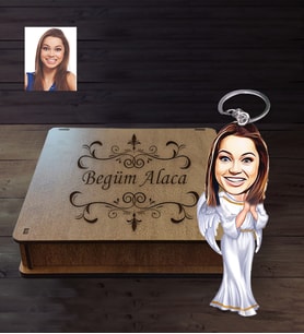 Kişiye Özel Bayan Karikatürlü Ahşap Anahtarlık Kutulu Model-5