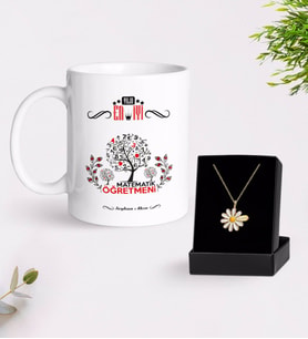 BK Gift Kişiye Özel Yılın En İyi Matematik Öğretmeni Beyaz Kupa ve Papatya Kolye Hediye Seti (Model 1)
