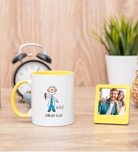 Erkek Diş Hekimi Karikatürü Sarı Kupa Bardak ve Sarı Mini Fotoğraf Çerçevesi