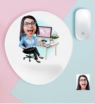 BK Gift Kişiye Özel Bayan Genel Müdür Karikatürlü Bilek Destekli Mouse Pad (Beyaz)