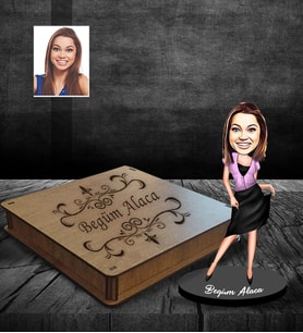 Kişiye Özel Bayan Karikatürlü Ahşap Biblo Kutulu Model-9