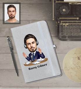 Kişiye Özel Spiker Karikatürlü Gri Defter Kalem Hediye Seti  Bay-1