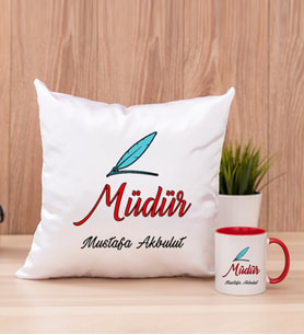 Müdür Kare Yastık ve Kırmızı Kupa Bardak