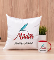 Müdür Kare Yastık ve Kırmızı Kupa Bardak