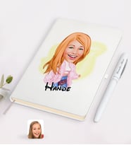 BK Gift Kişiye Özel Kadın Moda İkonu Karikatürlü Beyaz Defter ve Kalem Hediye Seti-1