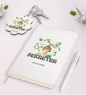 BK Gift Kişiye Özel Sekreter Beyaz Defter Kalem ve Anahtarlık Hediye Seti (Model 1)