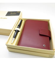 Scrikss İsme Özel Bordo Cep Ajandalı Hediye Seti - Siyah Kalem - MD-1342  Cep Ajandası + Kalem  Scrikss Kalem  İsme Özel Kalem  Hediyelik Set