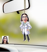 BK Gift Kişiye Özel Bayan Doktor Karikatürlü Ahşap Araba Dikiz Ayna Süsü (Çok Renkli)