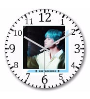 BTS V  Lights Oil Paint Duvar Saati Bombeli Gercek Cam
