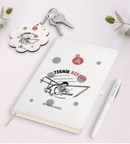 BK Gift Kişiye Özel Teknik Ressam Beyaz Defter Kalem ve Anahtarlık Hediye Seti-2 (Model 1)