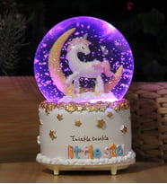 Unicorn At Aylı Işıklı ve Müzikli Kar Küresi