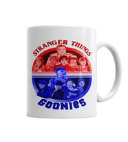 Goonies e Stranger Things Kupa Bardak Porselen