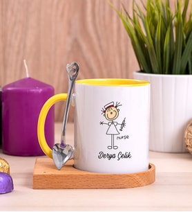 Hemşire Karikatürü Ahşap Altlıklı Sarı Kupa Bardak