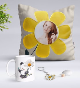 BK Gift Kişiye Özel Fotoğraflı Papatya Yastık Kupa ve Gold Papatya Anahtarlık-9 (Model 1)