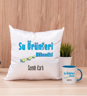 Su Ürünleri Mühendisi Kare Yastık ve Mavi Kupa Bardak