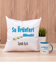Su Ürünleri Mühendisi Kare Yastık ve Mavi Kupa Bardak