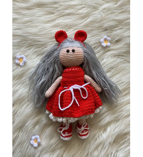 Amigurumi Oyun Arkadaşı Lizabeth (Krem)