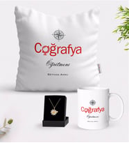 BK Gift Kişiye Özel Coğrafya Öğretmeni Beyaz Kupa Yastık ve İsimli Papatya Kolye Hediye Seti-1 (Model 1)