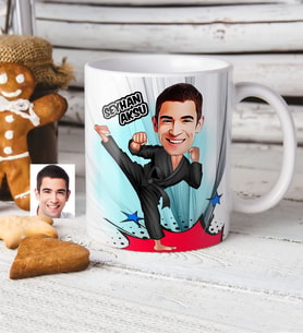 BK Gift Kişiye Özel Bay Karateci Karikatürlü Beyaz Kupa Bardak
