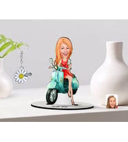 BK Gift Kişiye Özel Kadın Karikatürlü 3D Ahşap Biblo ve İsimli Silver Papatya Anahtarlık-24 (Model 1)