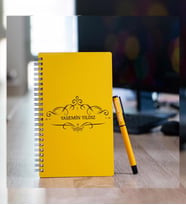 Kişiye Özel Pastel Renkli Ahşap Defter Kalem Seti 4 (Sarı)