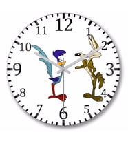 Road Runner ve Coyote  Duvar Saati Bombeli Gercek Cam