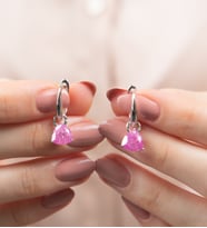 Pembe renkli taşlı gümüş küpe