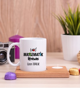 Matematik Öğretmeni Ahşap Altlıklı Mumlu Beyaz Kupa Bardak