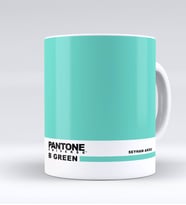 BK Gift Kişiye Özel İsimli Pantone B Green Beyaz Kupa Bardak