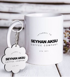 BK Gift Kişiye Özel Coffee Company Beyaz Kupa ve Anahtarlık Hediye Seti (Model 1)