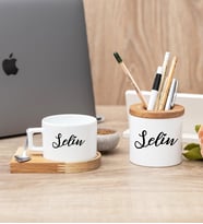 Kişiye Özel İsim Yazılı Fincan Ve Kalemlik İkili Hediye Set